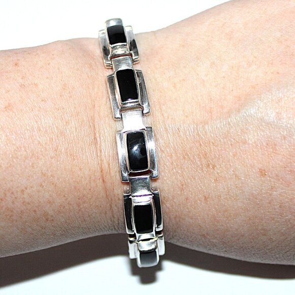 Jewelry - Sterling Silver Southwestern Onyx Bracelet 36 Grams